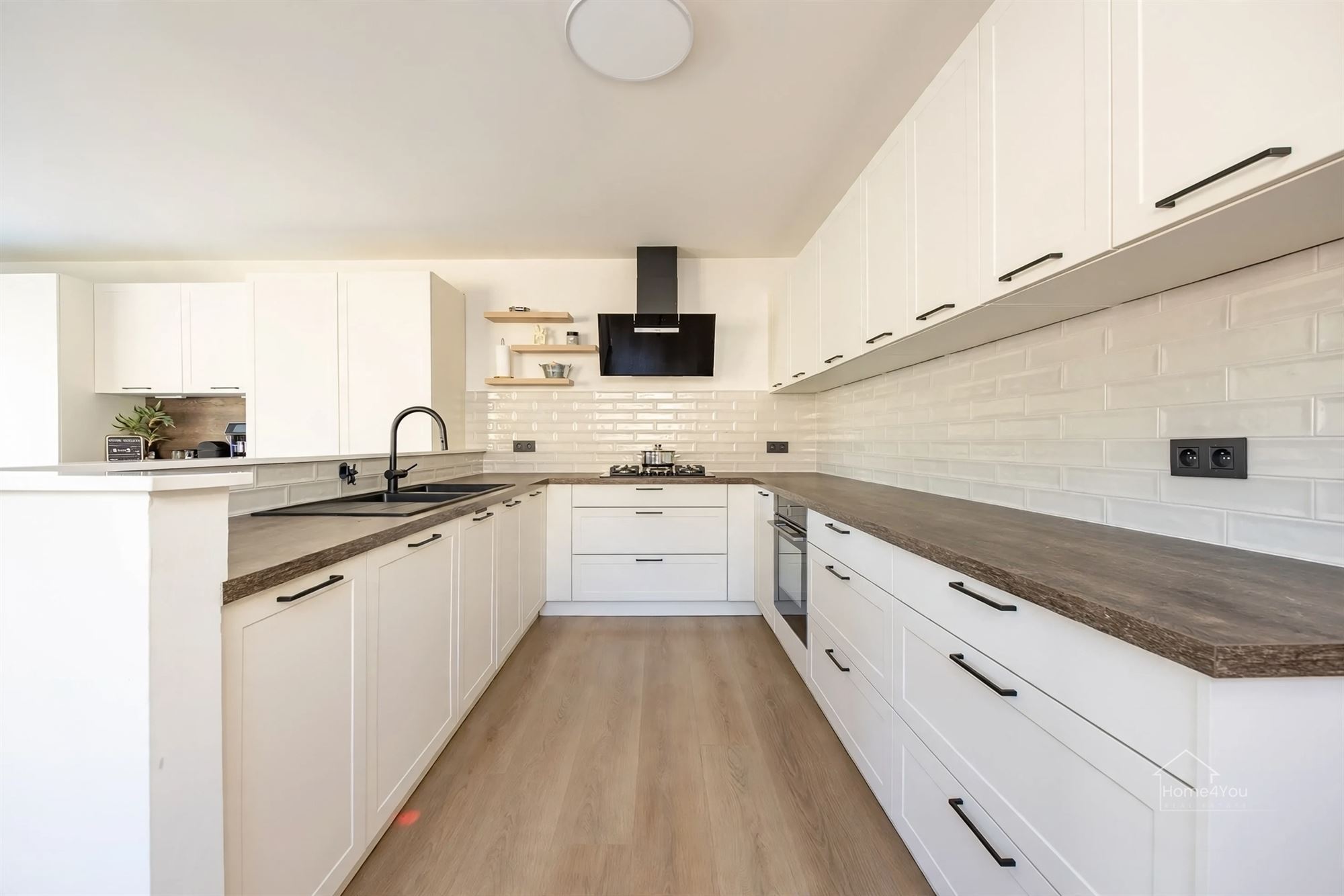 Prachtige woning met 4 slpk en een showroom in Bornem! - foto 5