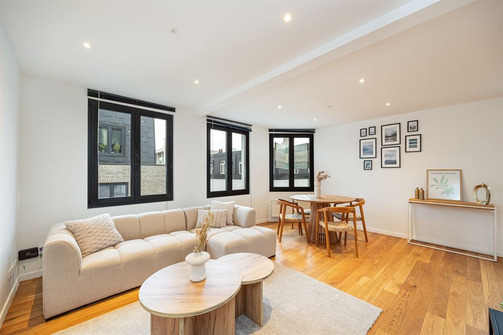 Recent gerenoveerd hoekappartement - foto 2