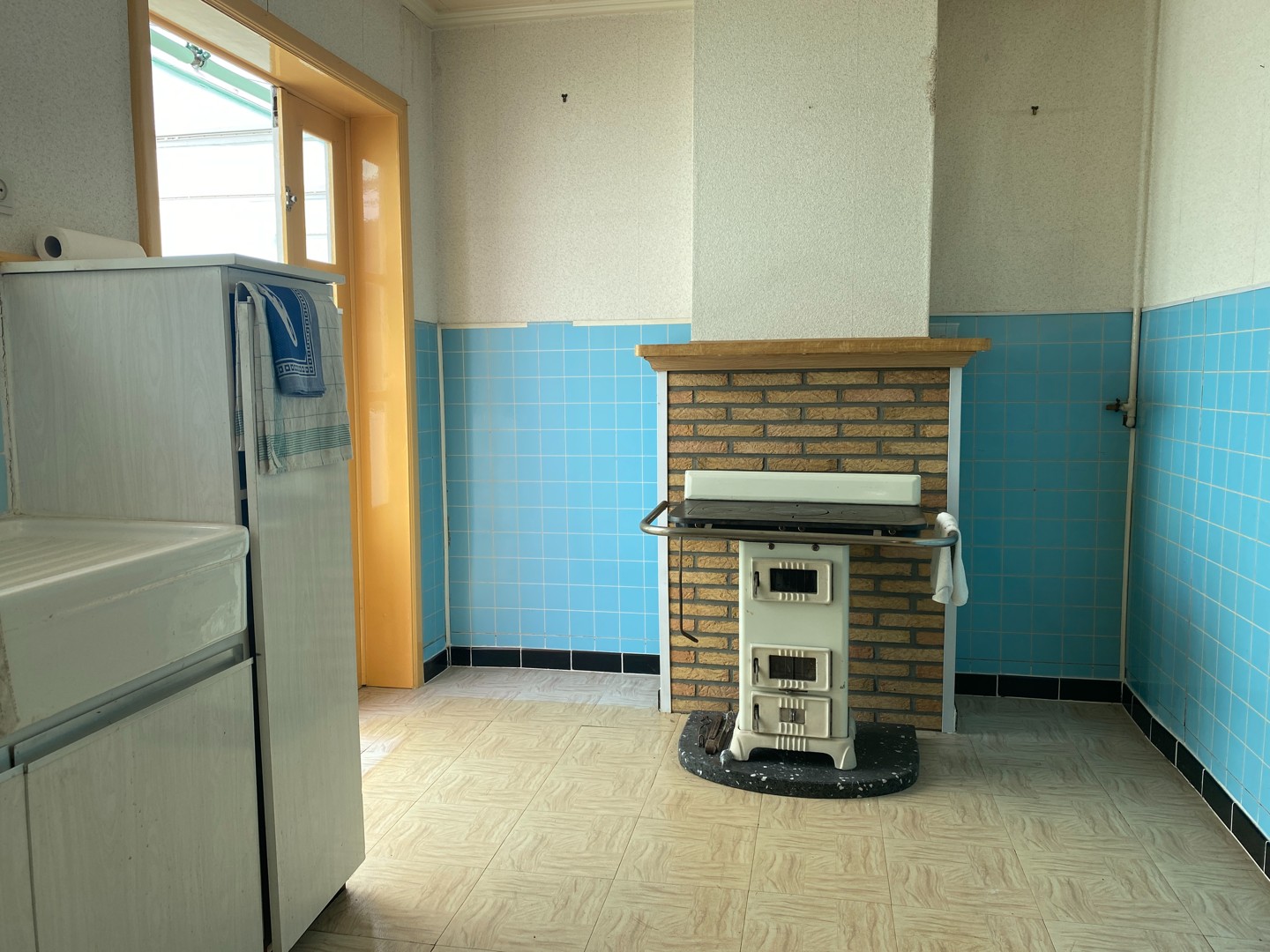 Te renoveren authentieke rijwoning met tuin en garage - foto 4