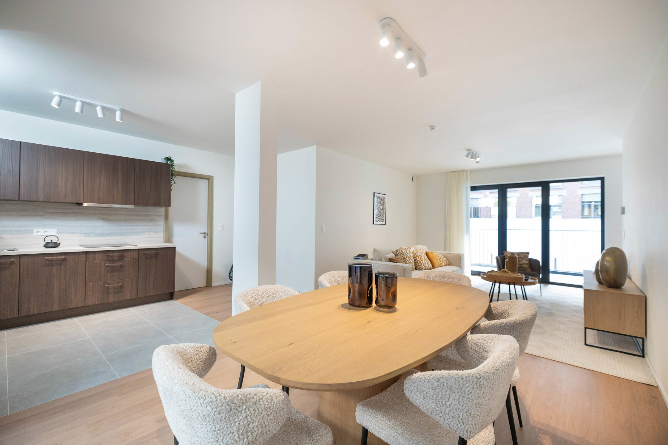 Apartment for sale in Brussels with 3 bedrooms - photo 2