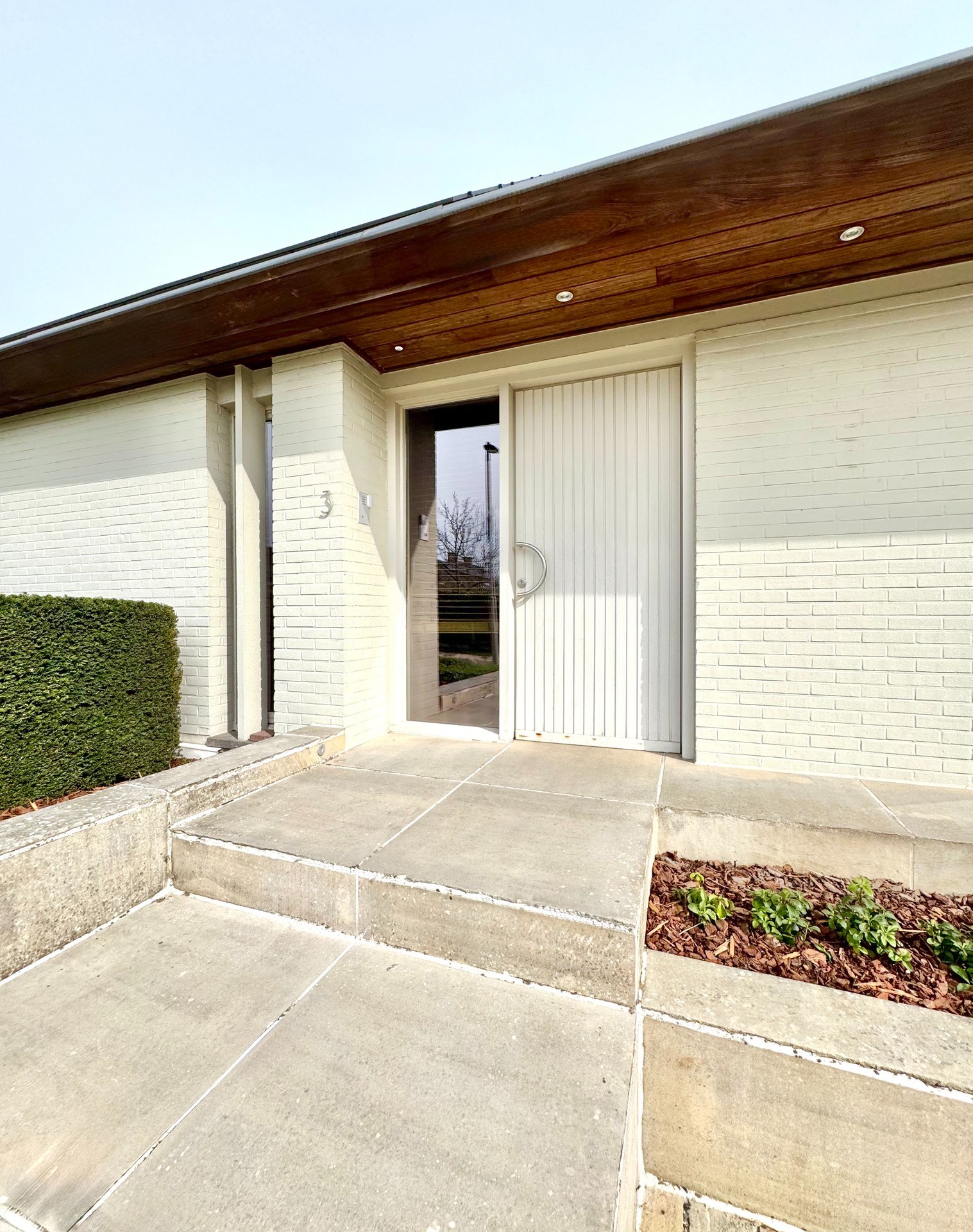 RUIME TIJDLOZE VILLA MET ZWEMBAD - foto 4