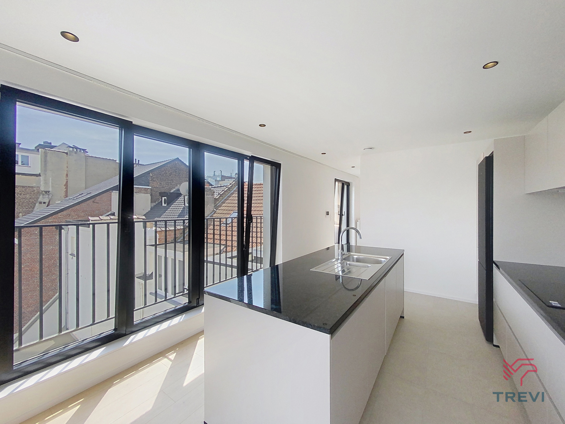 Appartement te huur in Brussel met 3 slaapkamers - foto 4