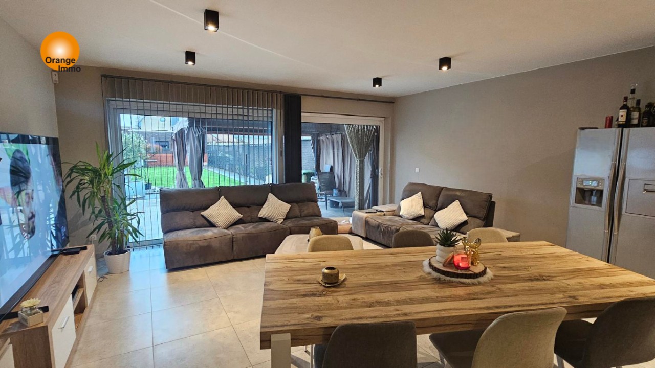 Maison à vendre à Maasmechelen avec 5 chambres - photo 2