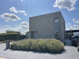 Deze eengezinswoning is landelijk gelegen in het dorp Hoepertingen, te midden van de Haspengouwse fruitstreek.Het perceel heeft een mooie oppervlakte...
