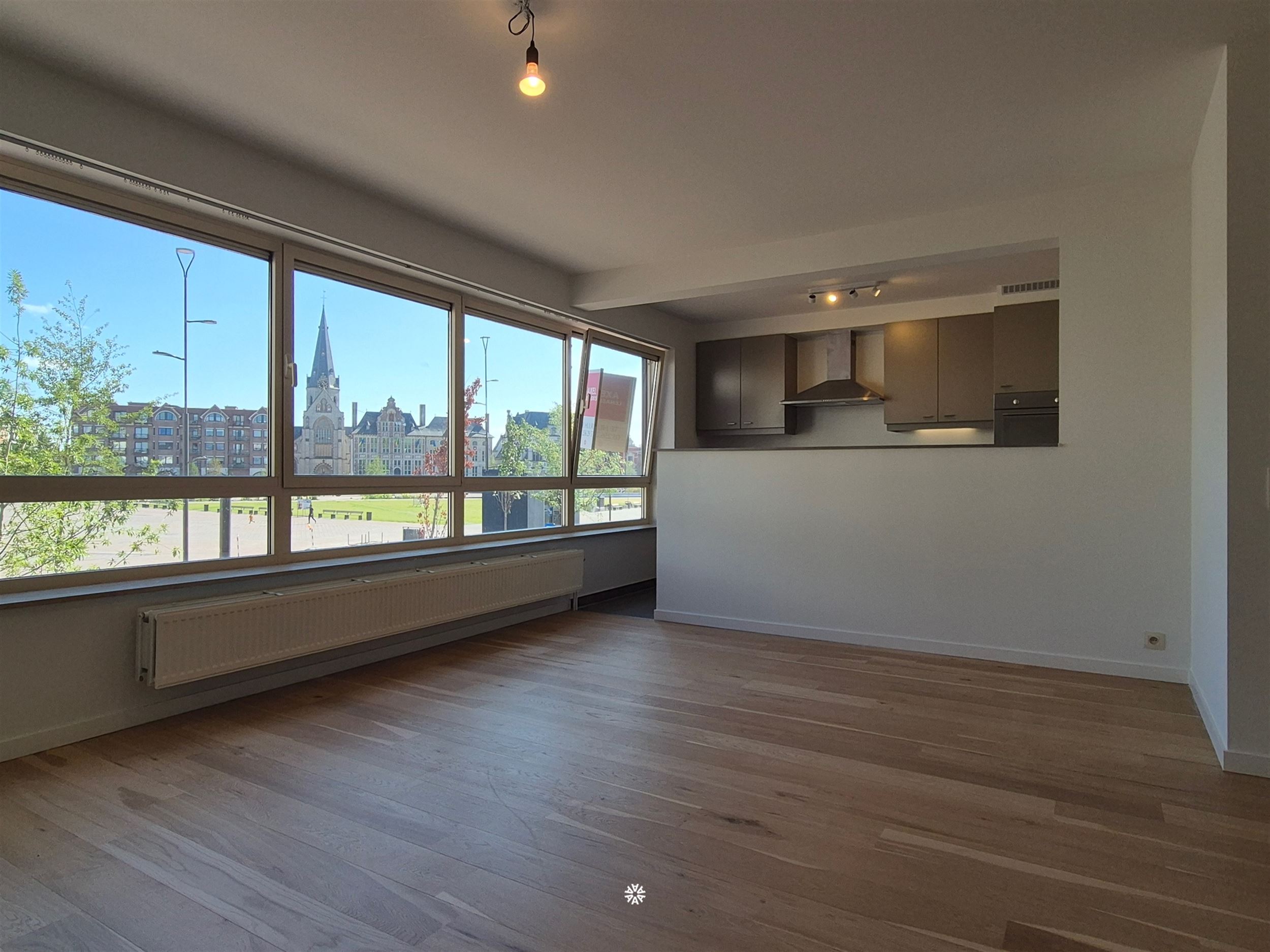 Instapklaar appartement te huur op de Grote Markt - foto 2