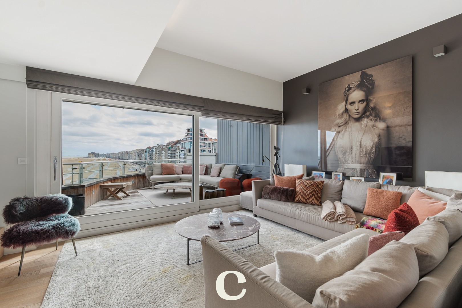 Discrete verkoop: appartement gelegen in residentie Long Beach, met spectaculair frontaal zeezicht en verlengde van kustlijn richting Rubensplein. - photo 4