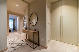 1000 BRUXELLES (rue d'Arlon 39 bte 1.1) TREVI vous propose un agréable appartement meublé 2 chambres à louer au 1er étage dans un immeuble...