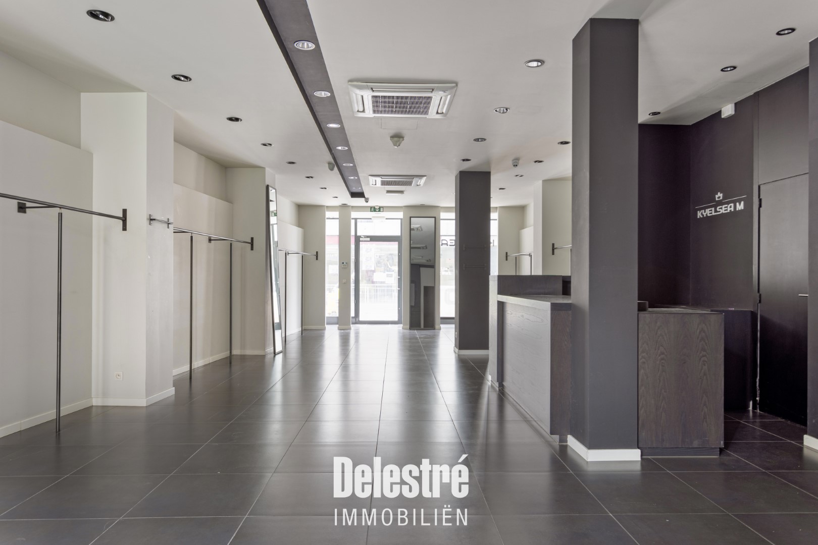 Commercial à louer à Ninove - photo 5