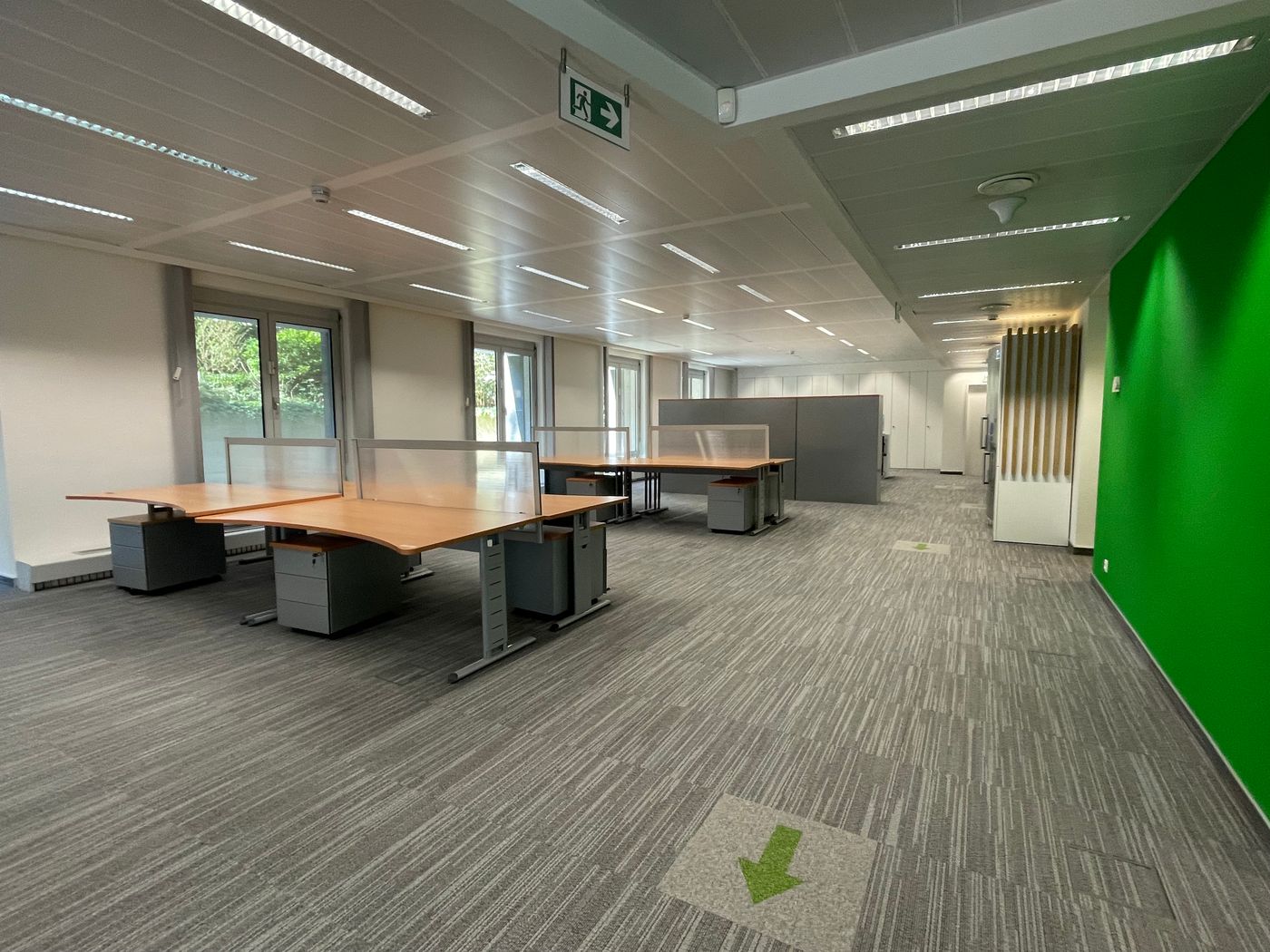 Bright 388 sqm office in iconic office building - photo 3