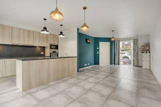 This is a unique opportunity to buy an energy-efficient home in the charming area of Zwankendamme. This recently built property (2020) in the Gaarlemstraat is a terraced house that meets the latest energy standards, resulting in an extremely low energy bill thanks to, among other things, the existing solar panels. The house is fully ready to move in and ideally located in a quiet, child-friendly residential area with a rural character in Zwankendamme.The house has a garden with a terrace and a convenient back exit.Layout:Ground floor:- entrance hall with guest toilet- bright living space with separate seating and dining area- open and installed kitchen- storage- garden with accompanying terrace and back exit1st V:- 2 full bedrooms- 1 children's room- bathroom with walk-in shower, bath and double sink- toilet- dressing or office space2nd V:- master bedroomIn addition, an attic space can be reached via a fixed staircase that can be used as a master bedroom.Are you looking for real estate for sale in the Lissewege region? For more information or a visit, please contact real estate expert Arne Reubens at 0472 186 304 or arne.reubens@dewaele.com