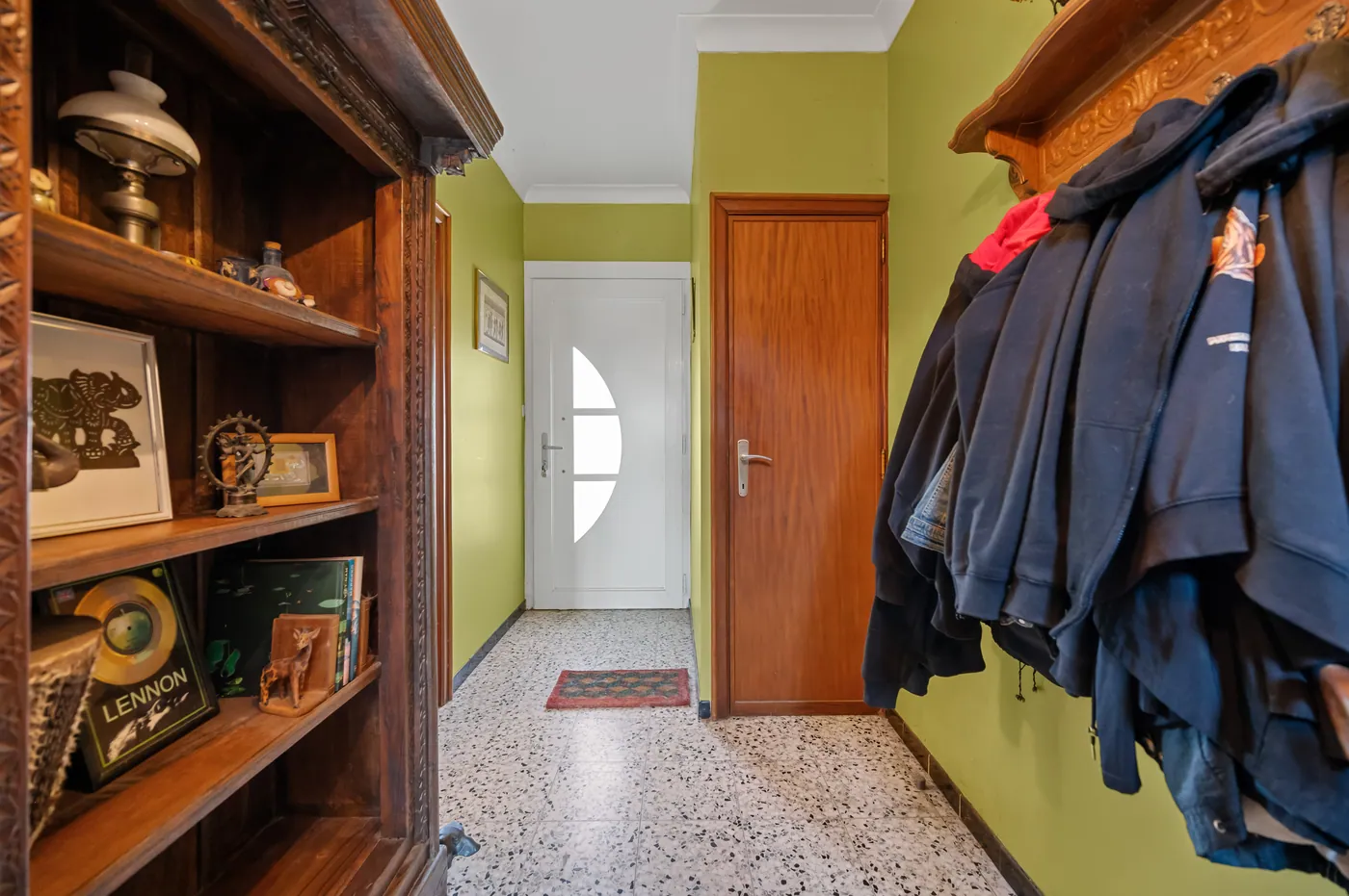 Charmante maison mitoyenne avec 3 chambres, jardin et garage au centre de Tienen - photo 4