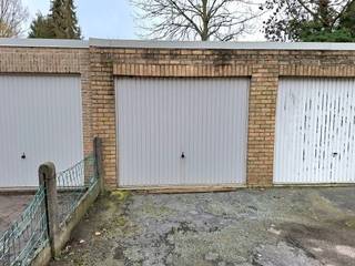 Garage for rent in Bruges