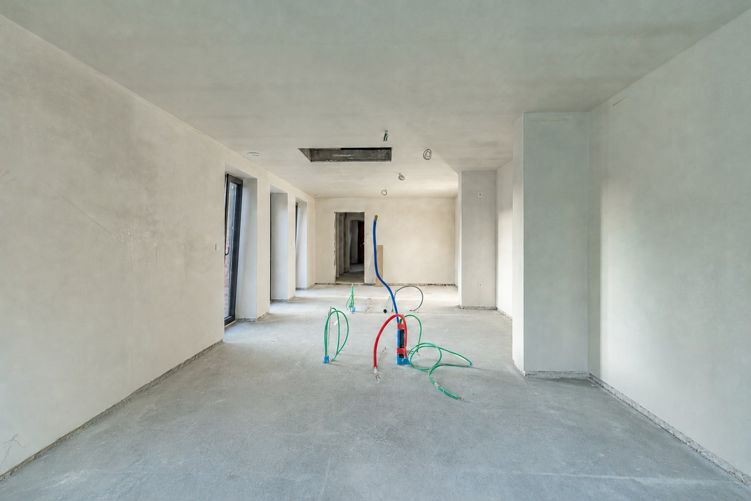 Living in a newly renovated home - photo 4