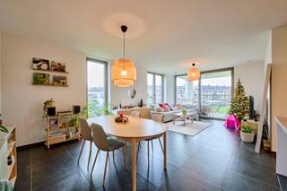 Energiezuinig appartement met zonnepanelen, 2 slaapkamers, zuidgericht terras en ondergrondse parking op een rustige locatie in Diepenbeek...