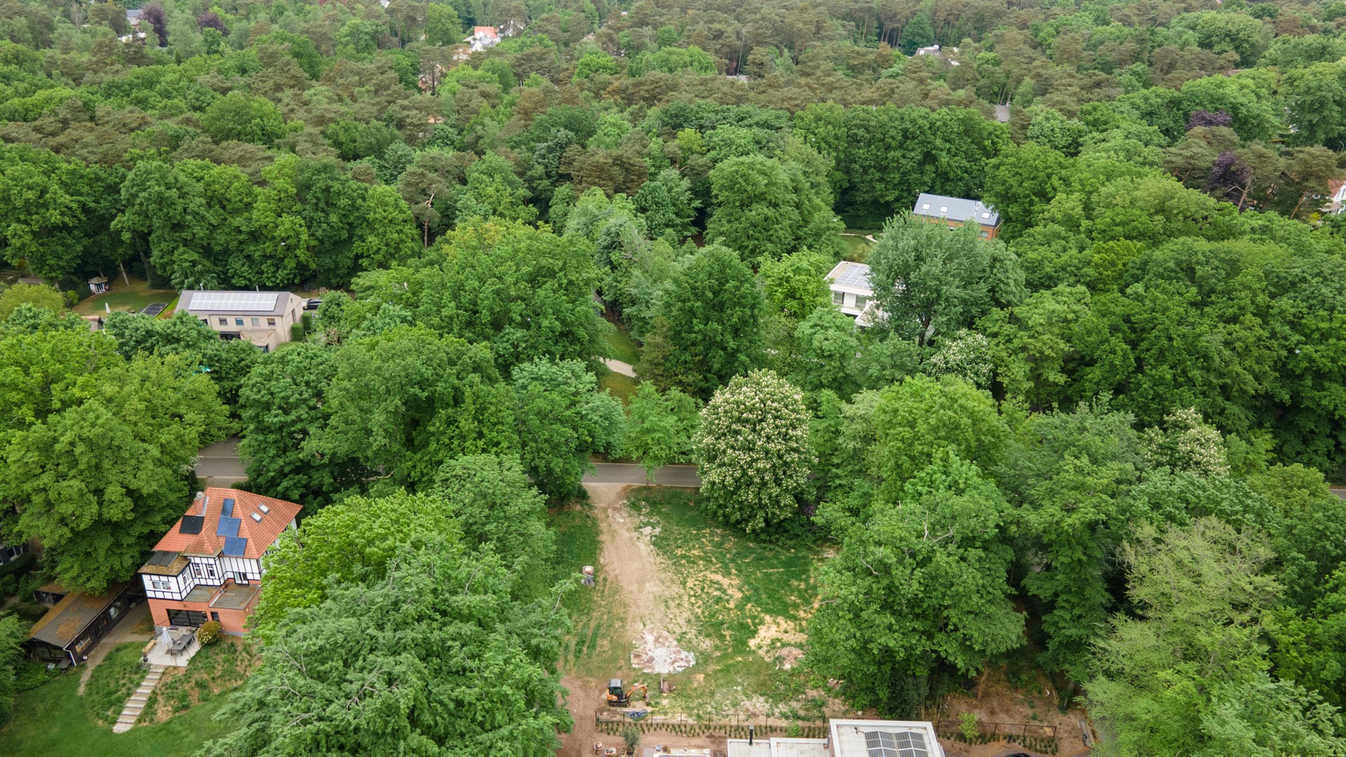 Bouwgrond van 2076 m² op topligging - foto 4