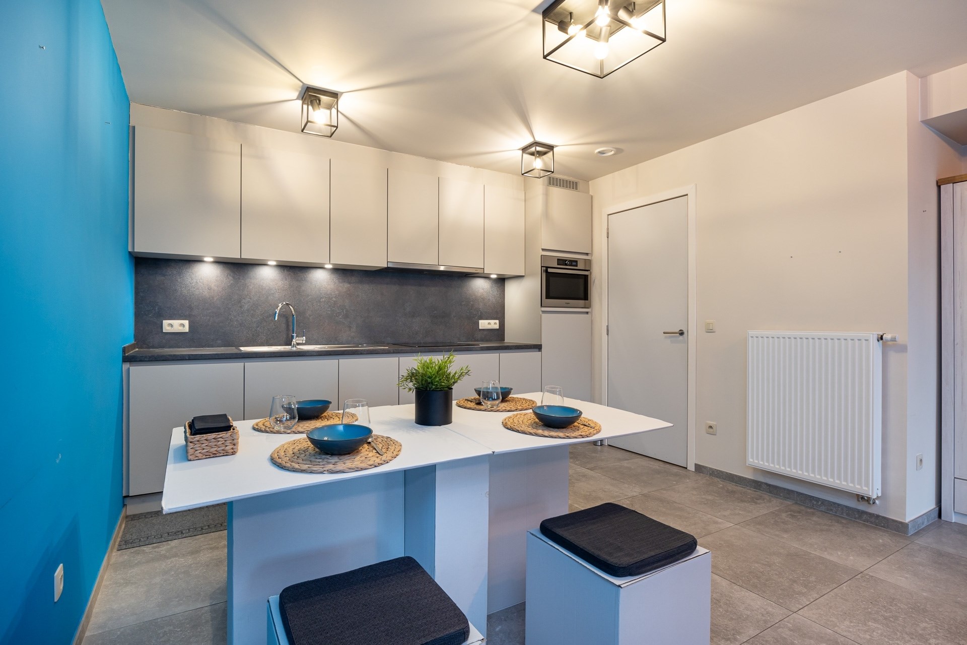 Uitstekend gelegen gelijkvloers appartement met 1 slaapkamer en carport (62m²) - foto 2