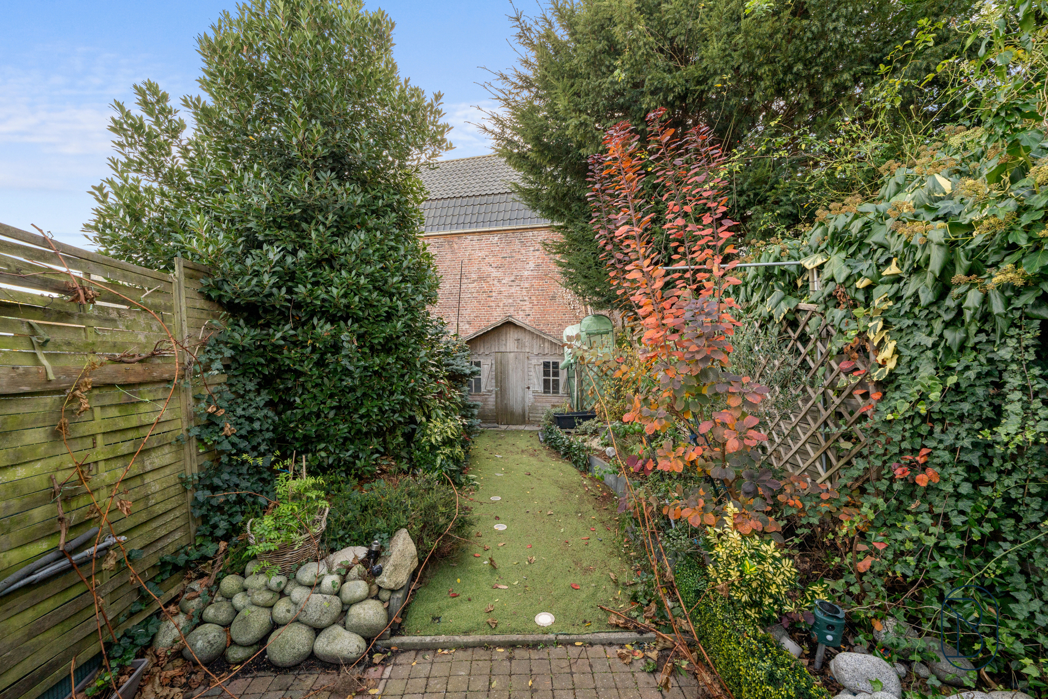 Goedgelegen te renoveren woning met leuke tuin.  - foto 3