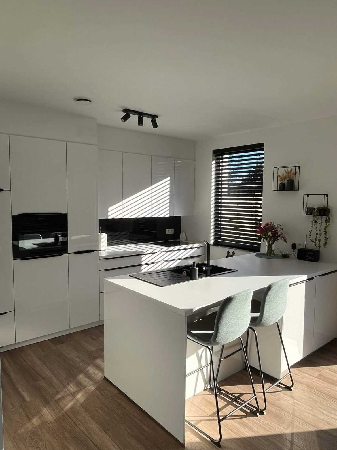 Huis te koop in Westmeerbeek met 3 slaapkamers - foto 2