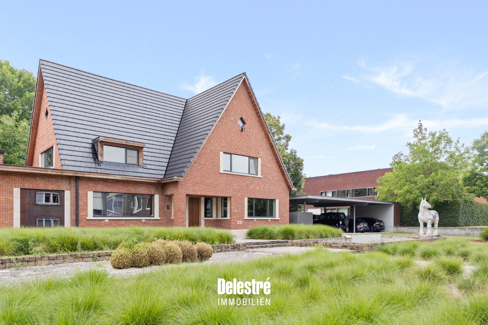 Commercial for sale in Aalst with 4 bedrooms - photo 1