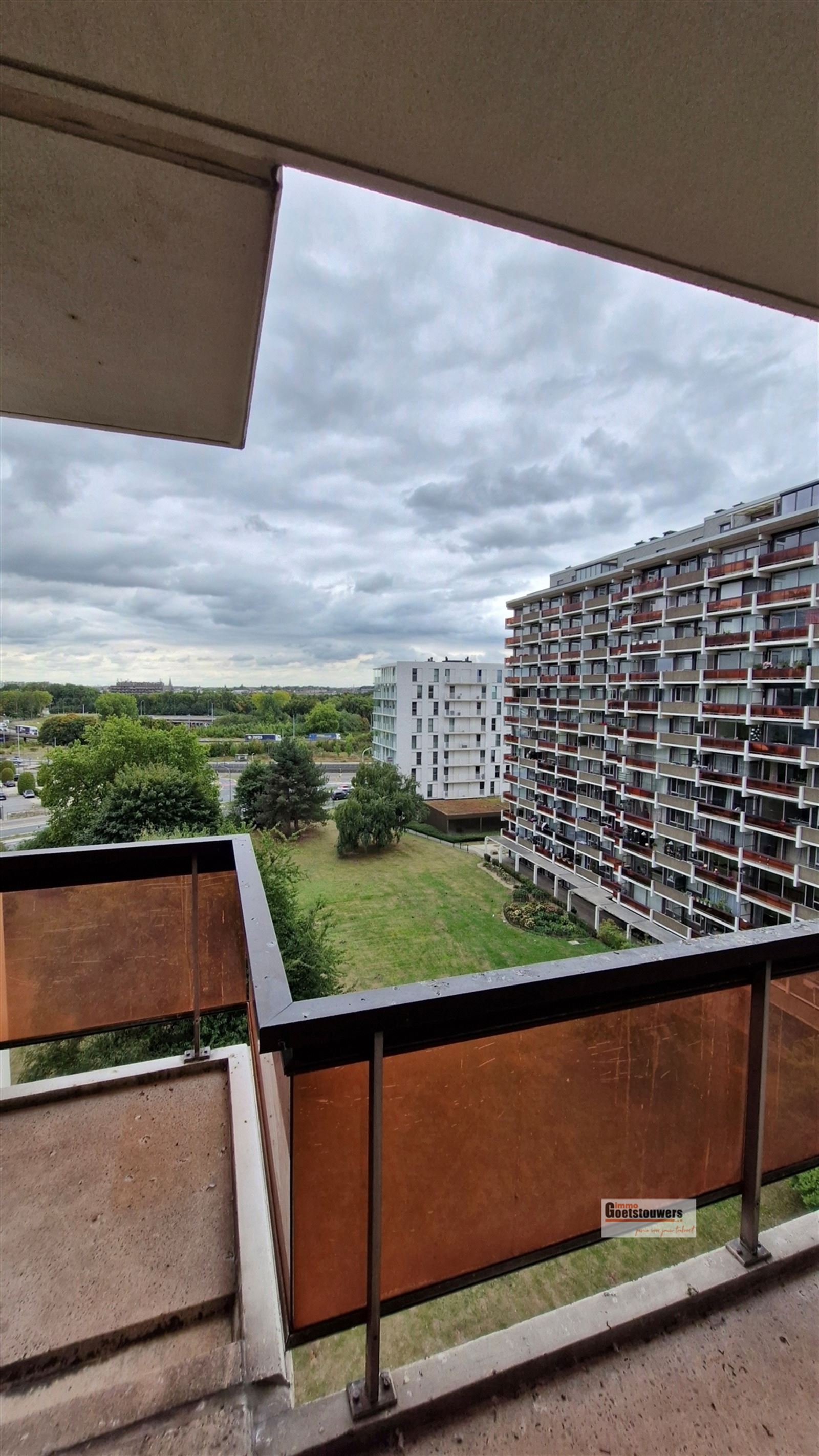 Appartement met 2 slaapkamers - terras - lift  - foto 1