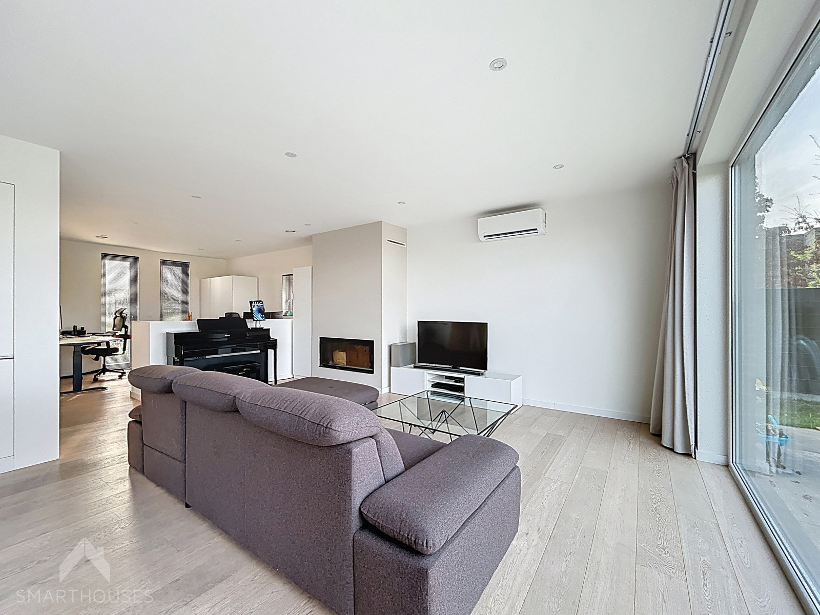 Instapklare woning op 741m² met 4 slaapkamers en bureel - foto 5