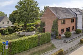 Bent u op zoek naar een woning te koop op een zeer aangename locatie te Heffen met potentieel en houdt u ervan uw eigen stempel te drukken?...