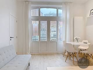 Dit appartement is gelegen op het eerste verdiep - te bereiken met trap!Vlak aan de kusttram, buurtwinkels, Zeedijk, station, alles is op...