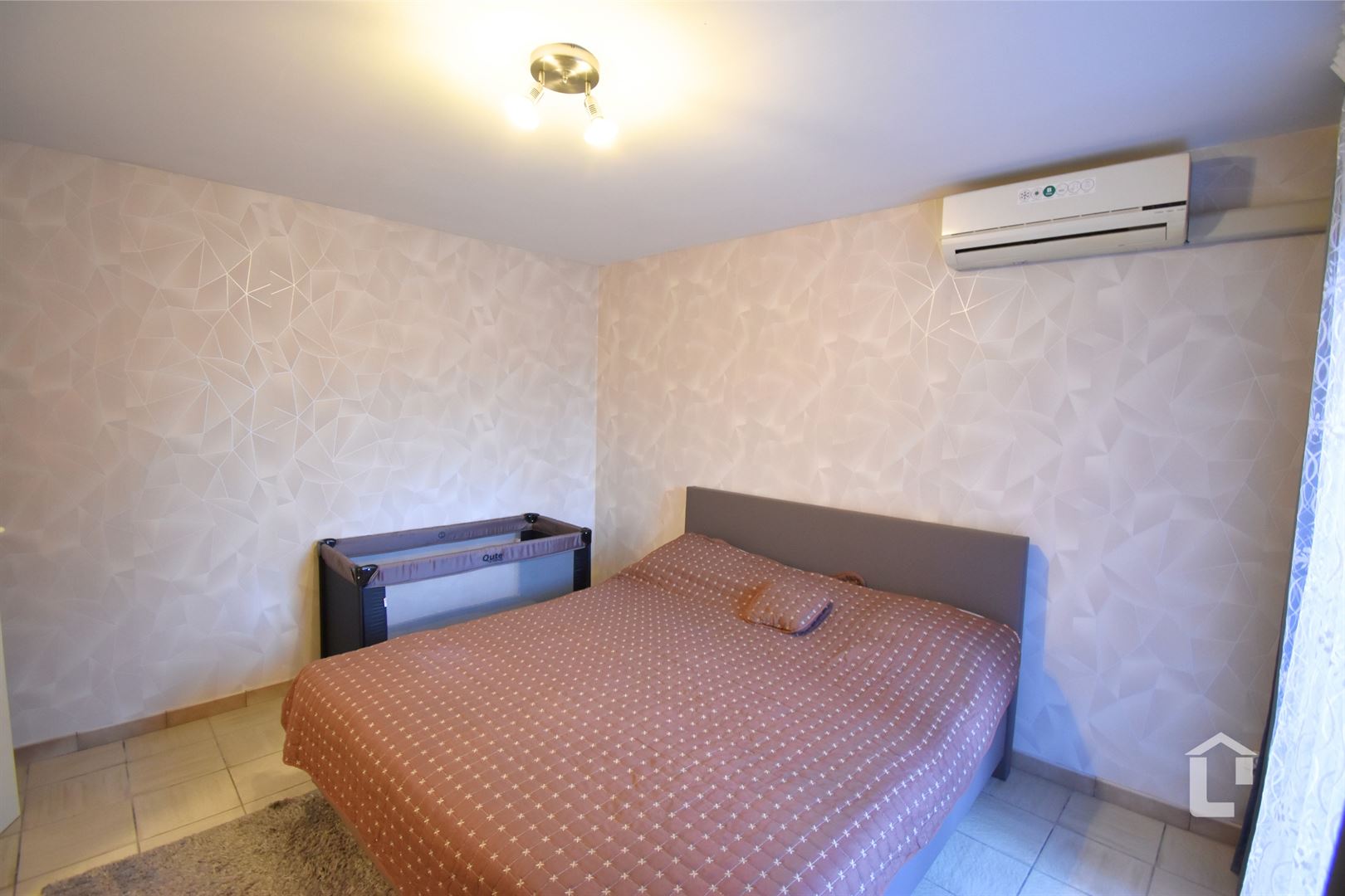 Verzorgd 3-slaapkamerappartement in centrum Zwijnaarde - foto 5