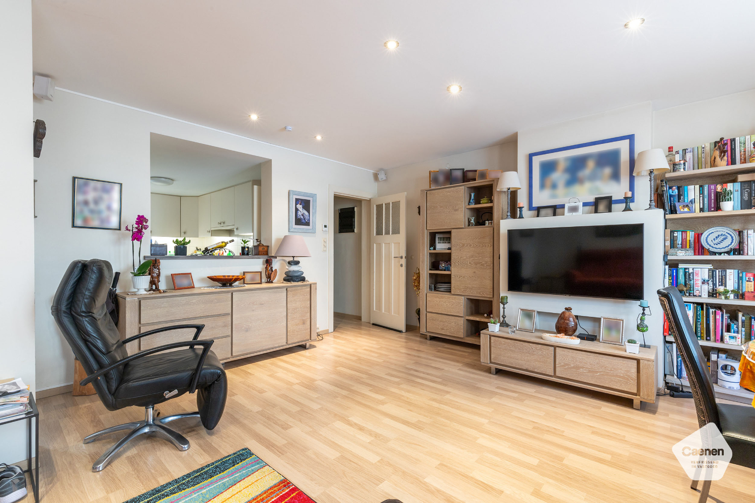 Ruim karakterappartement met 4 slaapkamers, gelegen in historisch pand - foto 4