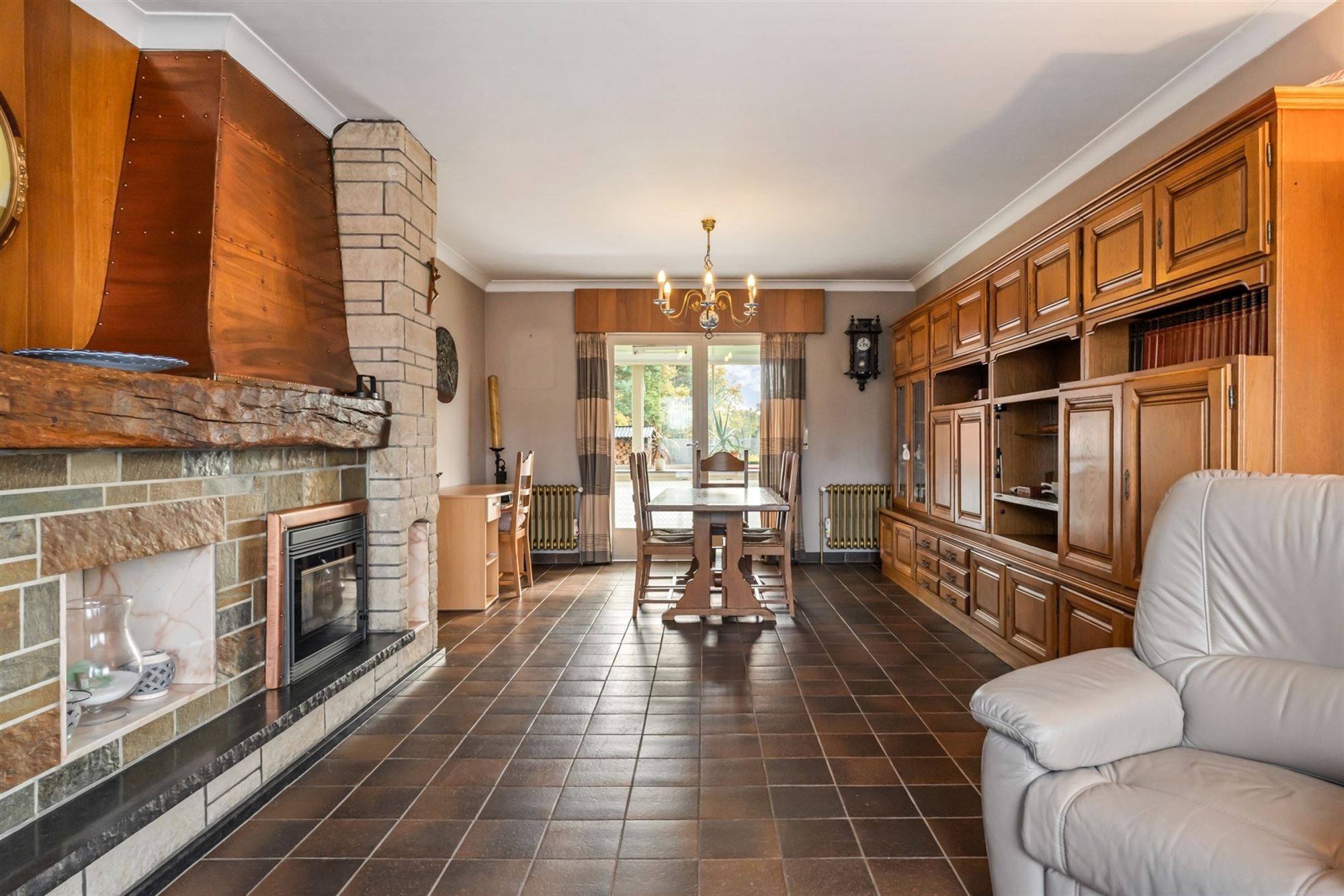 STATIGE, RUIME WONING OP MOOI PERCEEL OP PRACHTIGE LIGGING!  - foto 2