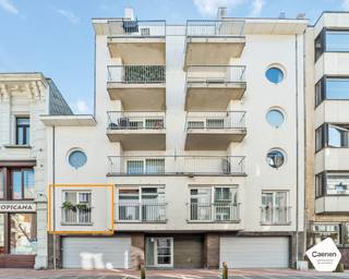 Dit appartement is een perfecte kans voor wie op zoek is naar een woning met een uitstekende ligging in het hart van de stad. Het bevindt zich...
