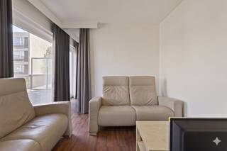 Ben je op zoek naar een betaalbaar appartement in het centrum van Roeselare? Dan is dit 1-slaapkamerappartement zeker een bezoek waard!Het...