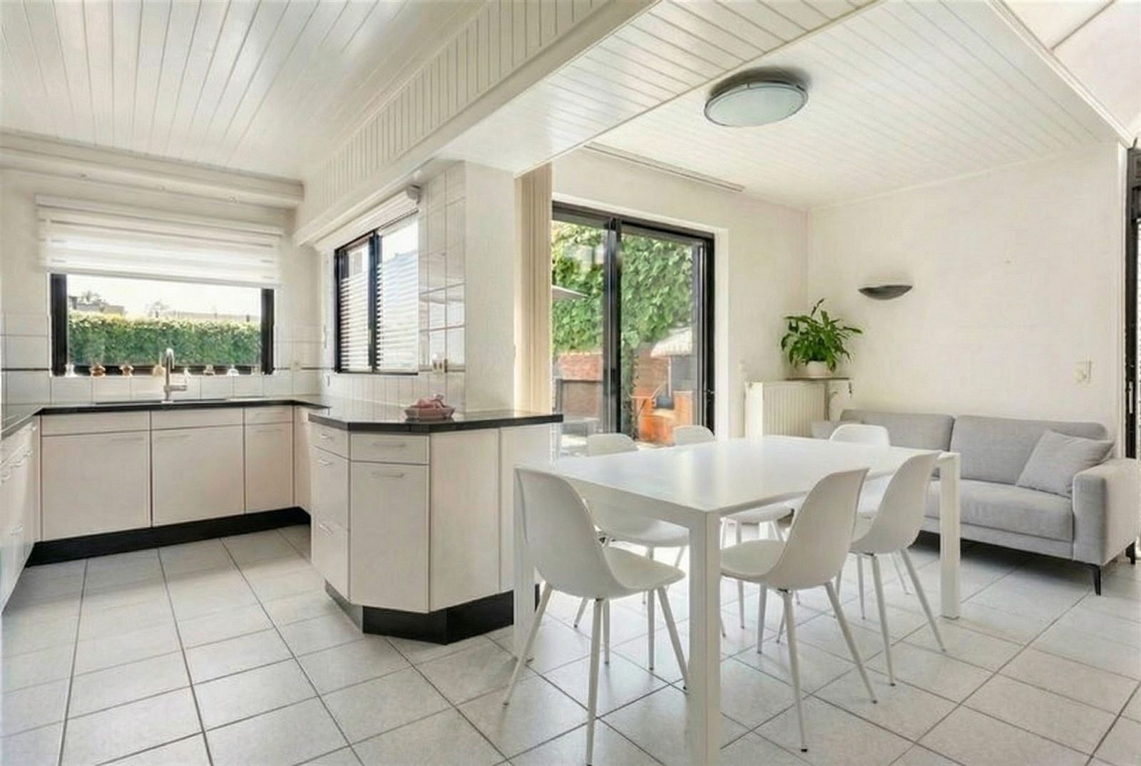 House for sale in Vosselaar with 3 bedrooms - photo 2