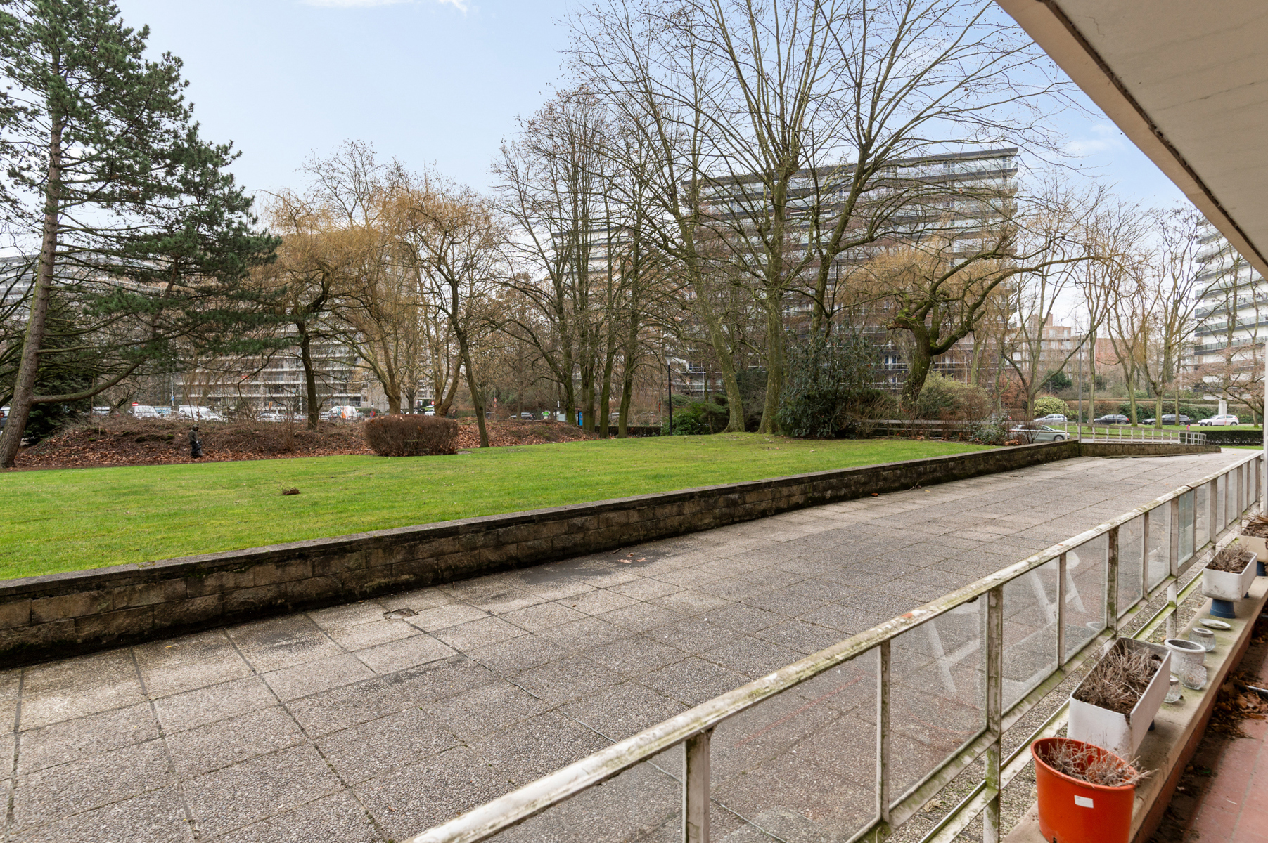 BEZOEKDAGEN VOLZET - Te renoveren appartement met terras. - foto 3