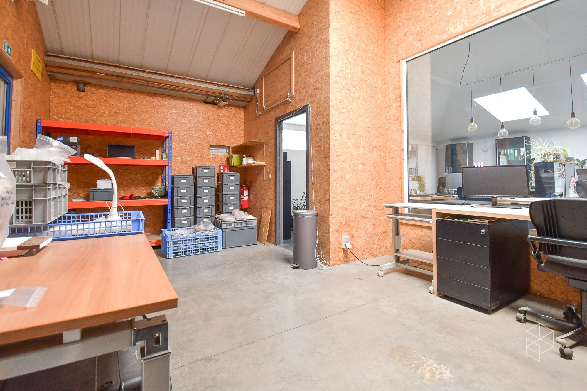 Ruime loods met kantoor ruimte (249m²) te Maldegem - foto 5