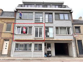 Dit te renoveren appartement nabij het centrum van Tongeren biedt heel wat mogelijkheden en heeft de volgende indeling: inkomhal, apart toilet,...