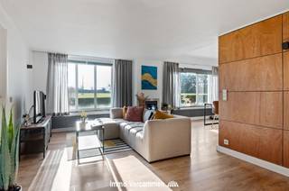 Grotendeels gemoderniseerde gezinswoning te Sint-Katelijne-Waver. Deze mooie woning werd afgelopen jaren grotendeels gemoderniseerd en...