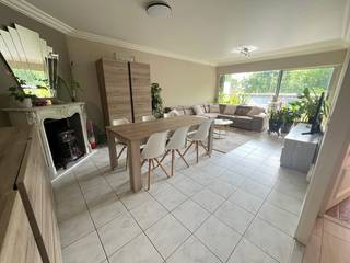  RUIM HOEKAPPARTEMENT   MET 3 SLAAPKAMERS IN BLOK 5 EVENTUEEL MET DIEPE GROTE GARAGE  (+ 25 000 EURO)       5 de verdiepZEER  verzorg mooi...