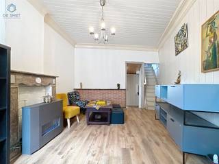 Op zoek naar een betaalbare woning met potentieel, gelegen op een toplocatie? Dan is deze charmante woning beslist iets voor jou!Zeer rustig gelegen,...