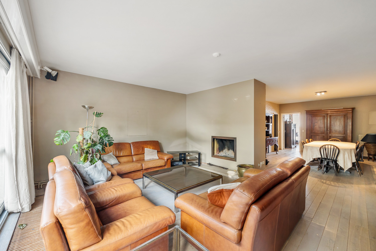 Riante seventies dokterswoning met terras en tuin op gegeerde locatie - foto 2