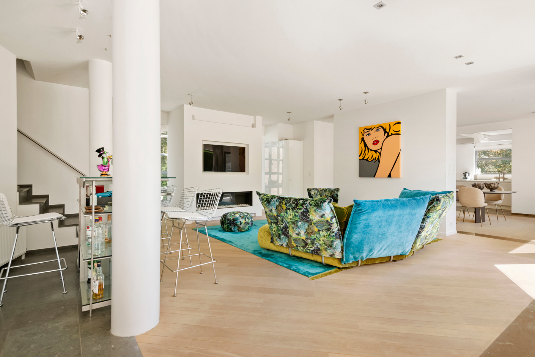 Ruime villa met praktijkruimte, tuin en dubbele garage - foto 5