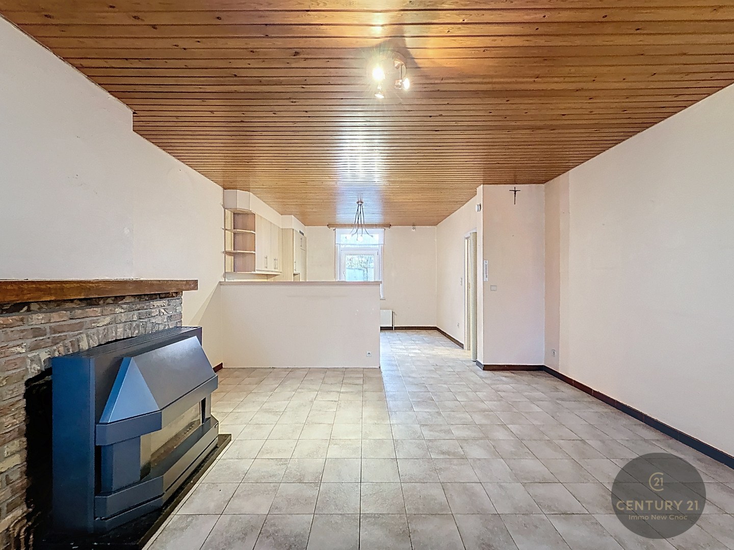 Op te frissen woning met ruime garage, tuin en oprit – Dudzele - foto 5