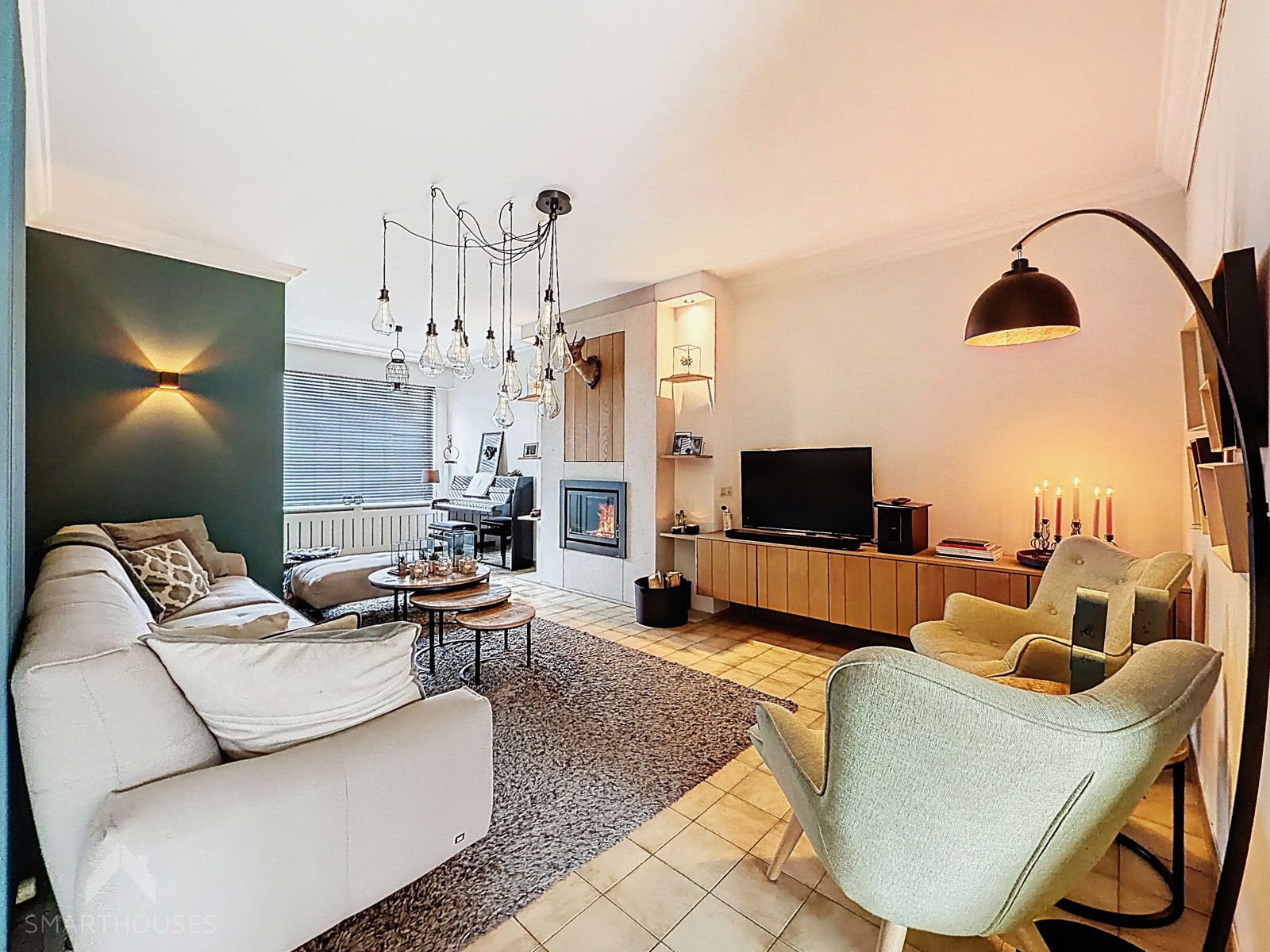 Ruime woning met 3 slaapkamers, bureel en uitweg via garage - foto 5