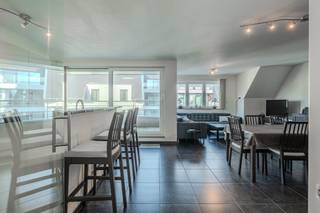 Recent (2012) en ruim (100m²) duplexappartement met 3 slaapkamers, uiterst centraal gelegen langs de Kleine Kerkweg 32 te koop te Middelkerke...