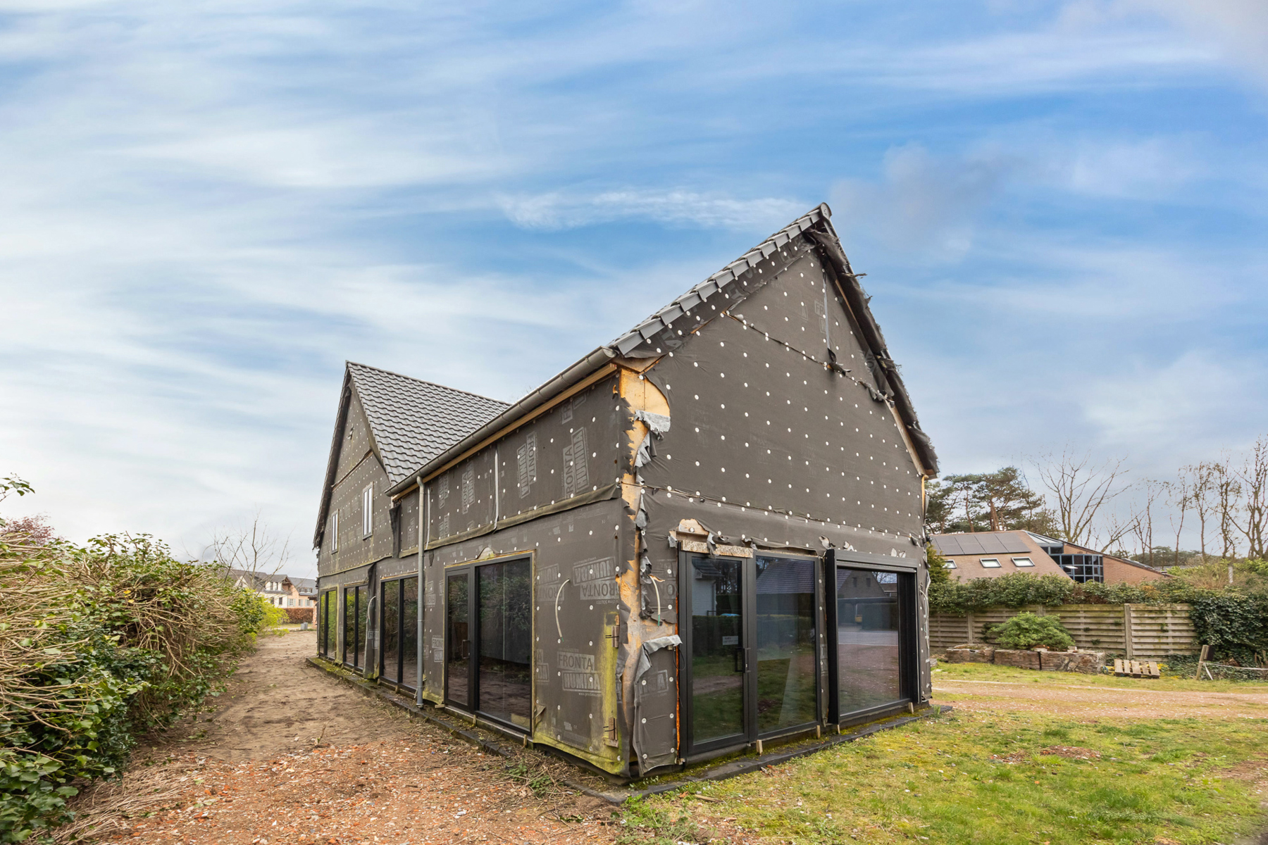 Af te werken ruwbouwwoning met veel mogelijkheden te Lille - foto 4