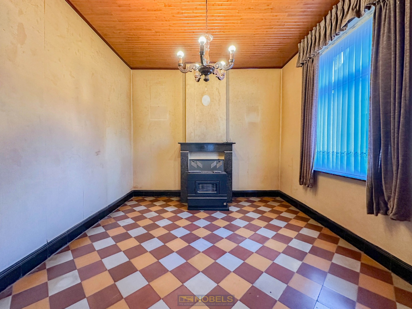 Te koop, te renoveren stadswoning met koertje te Eine (Oudenaarde). - foto 3