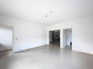 Te huur: gezellige halfopen woning in Grimbergen, gelegen in een groene en residentiële omgeving, nabij scholen, openbaar vervoer en...