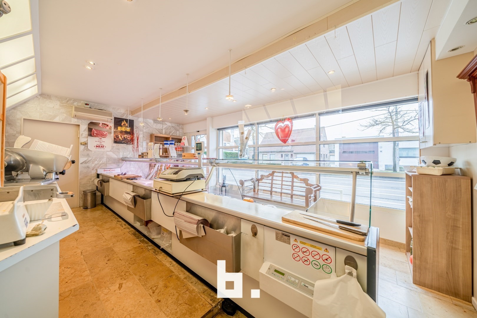 Handelshuis met grote woonst en atelier - foto 5