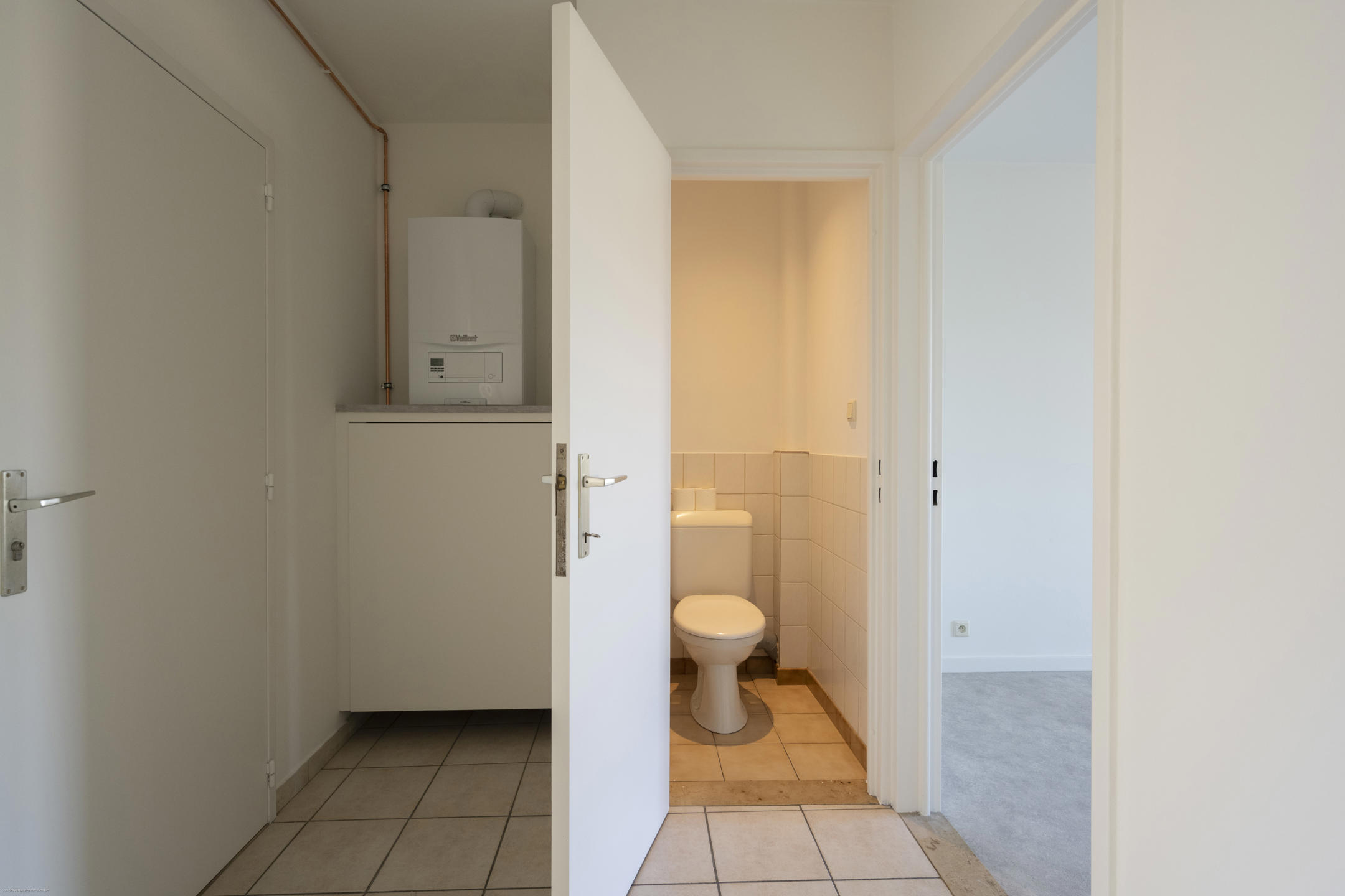 Apartment for rent in Borsbeek with 2 bedrooms - photo 4