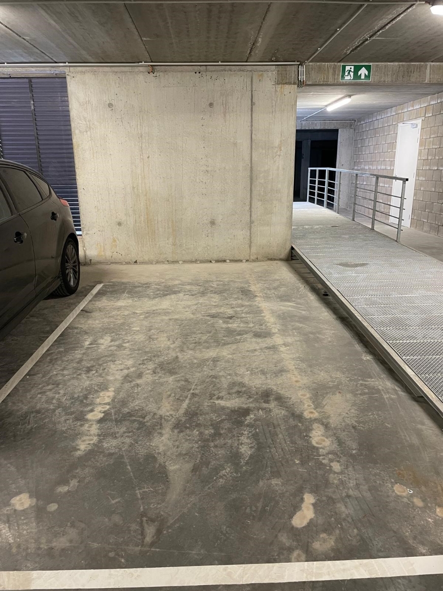 ondergrondse parkeerplaats te huur - photo 2